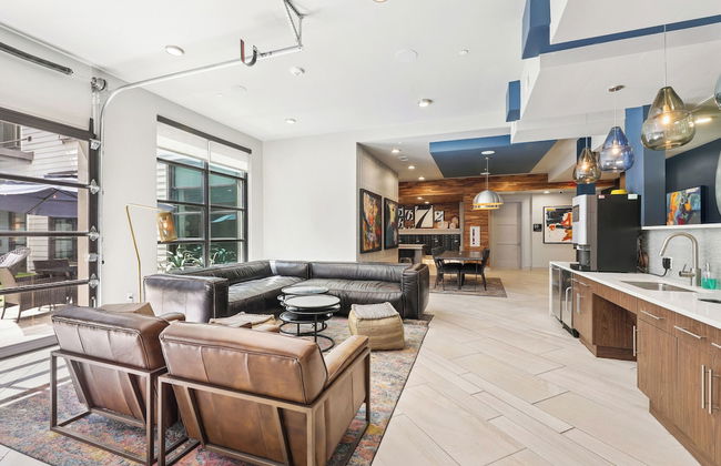 Sentral East Austin at 1630 E. Sixth - Photo 35