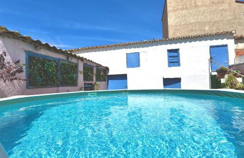 Casa Rural Al Sol de las Ruinas con piscina privada junto al pueblo viejo de Belchite - Photo 40
