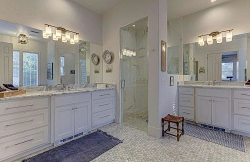 Immaculate Waterfront Family Home for 16 w Private Dock - Foto 42