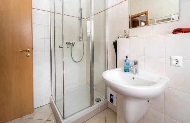 Pretty Holiday Home in Suhl Right Next to the Forest - Foto 25