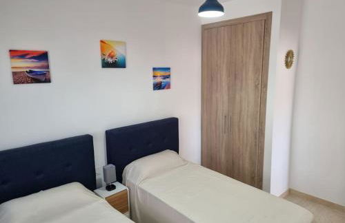 Casa amplia, piscina privada, 4 dormitorios y playa cercana - Foto 31