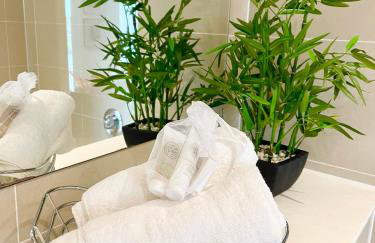 Urban Gateway Spacious Apartment with free parking - Photo 13