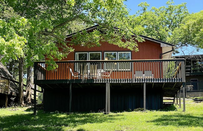 Calm Waters Cabin Resort - Photo 39