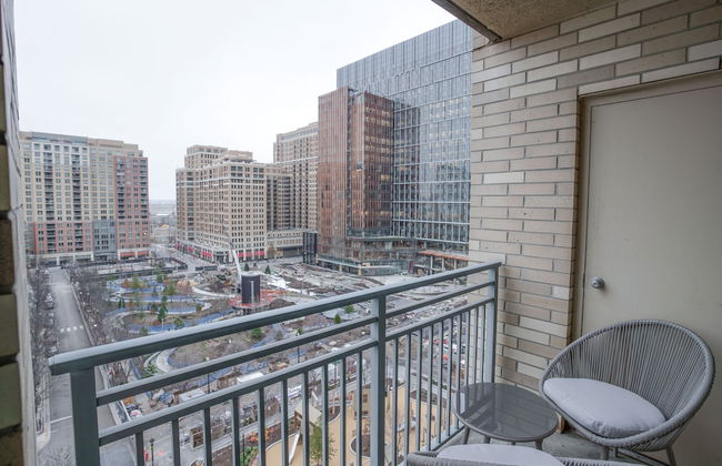 Great Condo at Pentagon City - Photo 59