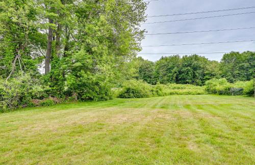 Vintage Windsor Home Private Yard and Covered Deck - Foto 27