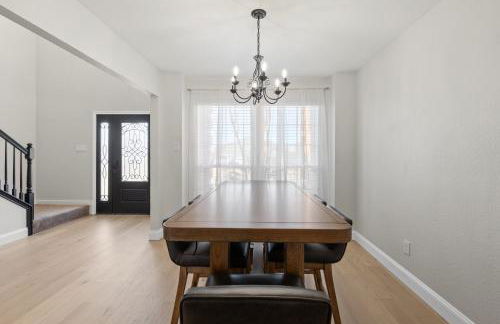 Spacious 5-bedroom villa in welcoming Burleson with WiFi, AC - Foto 53