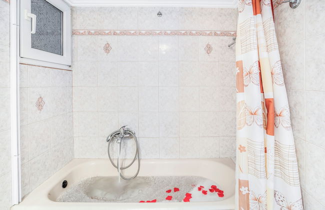 Magicians Apartments - Photo 32