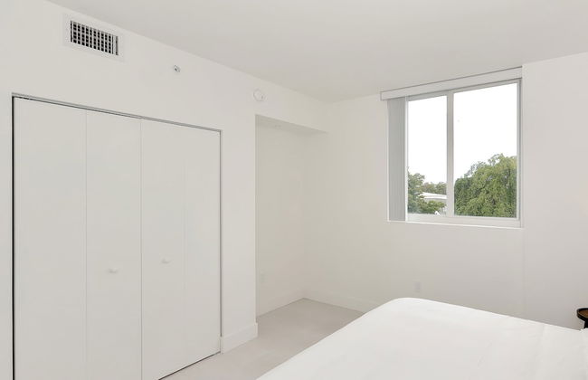 Roami at Grove 27 - Photo 43