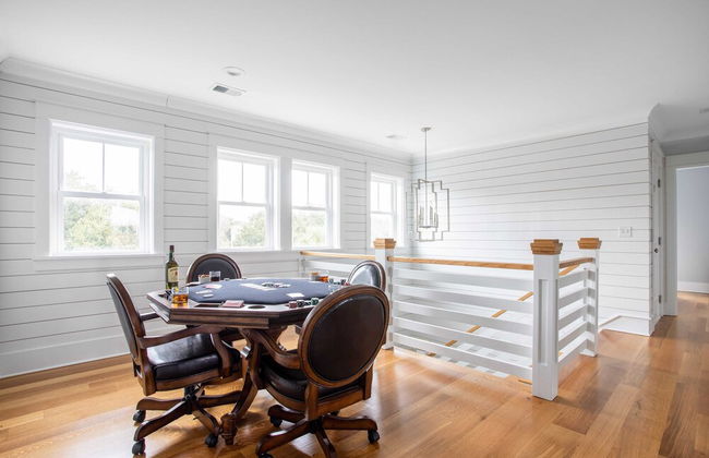 1blck to Beach, Pool, Firepit, Outdoor Kitchen, Game Room Pelican by Avantstay - Foto 13