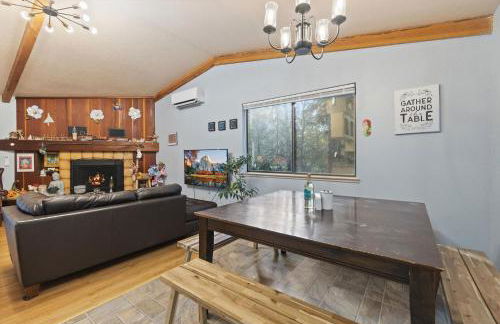 HotTub PingPong Arcade Billiard Pets AC Piano BBQ Art - by SharpCat - Photo 5