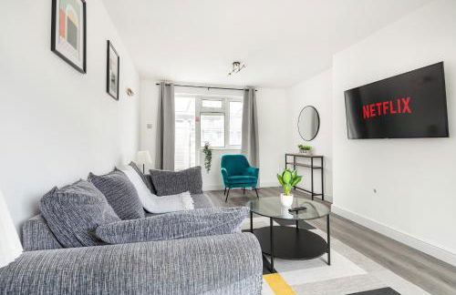 Kent Haven - 3 bed house, Games room and Parking - Foto 5