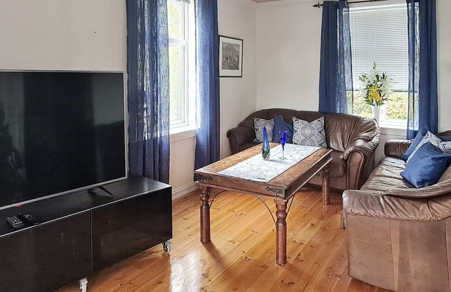 8 Person Holiday Home in Lindas - Foto 3