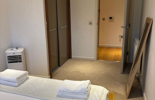 Executive Level Quartermile two Bedroom Apartment - Extremely Central - Foto 3