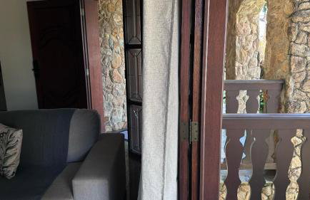 Quarto Elegante - Casa com piscina no Centro - Foto 12