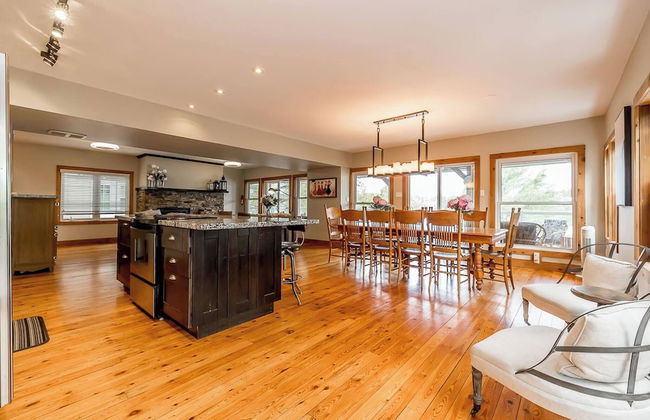 Muskoka Lakeshore Cottage Bliss - Foto 19