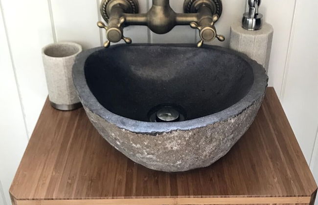 Beds of Silk Luxury Glamping - Photo 16