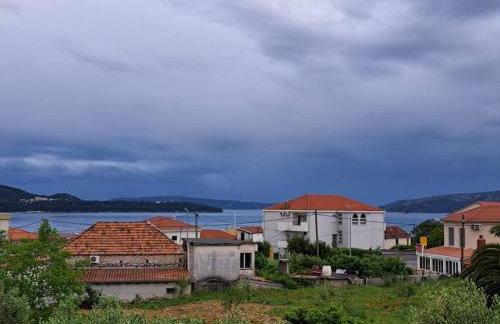 Apartment Kyra with terrace and garden - Foto 12