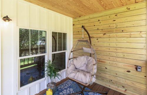 Cozy Villa Stay Gorgeous Views Unit C - Photo 4