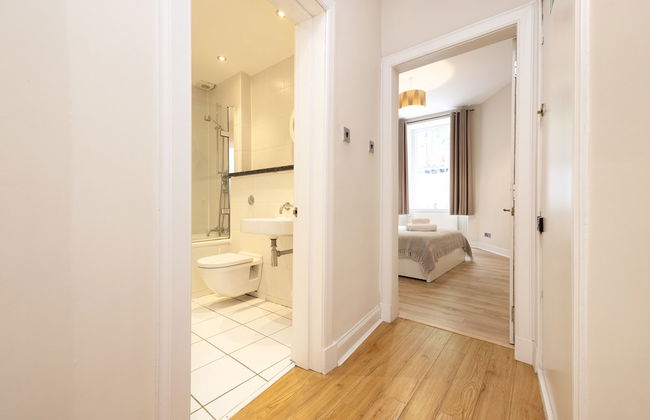 JOIVY Chic Flat Near Stockbridge Market W/ Patio - Foto 22