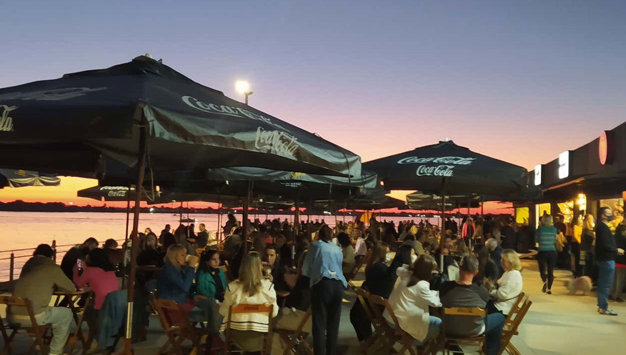 Vida noturna de Porto Alegre