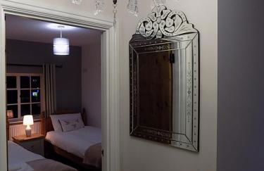 Three-Time Award Winning 1700's Grd 2 listed cottage near Stonehenge - Foto 38