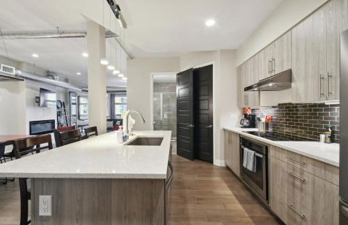 3198 Graffiti & Skyline at RiNo Art Lofts - Foto 28