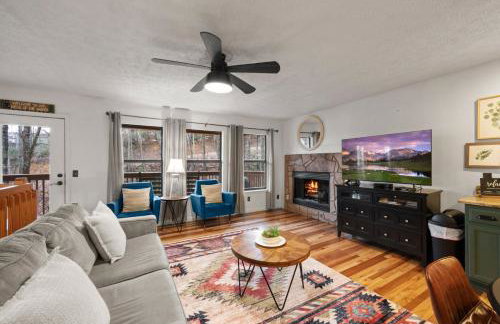 Locklyn's Loft | Views, Hot Tub, Game Room & MORE! - Foto 9