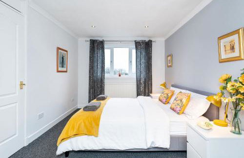 Lovely 3-bedroom flat with free parking - Foto 28
