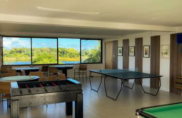 GUARAJUBA PARAÍSO DAS ÁGUAS - APT 2 quartos com AR e TV em TODOS os cômodos - Incluso Roupa de CAMA e BANHO - Filtro de Água Gelada e Maquina de Lavar dentro do APT - TOTAL CONFORTO PARA VC E SUA FAMILIA - Cond A beira da Lagoa e perto da PRAIA - Foto 32