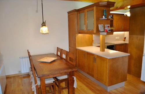 Casa adosada con piscina en Isòvol - Foto 12