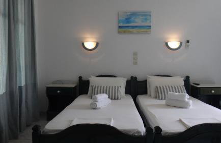 Blue & Sea Studios Apartments - Photo 19