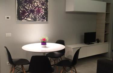 Cozy Apartment in Paolo Sarpi with balcony - Photo 7