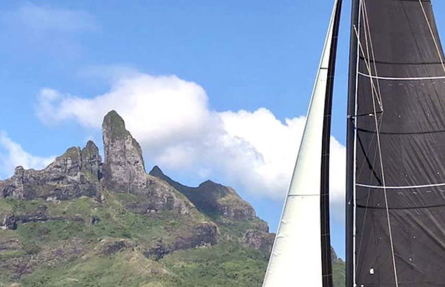 Bora Bora Catamaran Tour - Photo 1