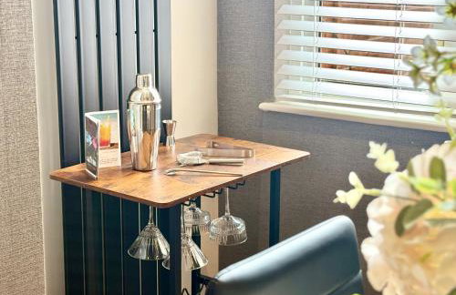 Stylish 2BR - Sleeps 6 - Central Stourbridge Gem - Foto 6