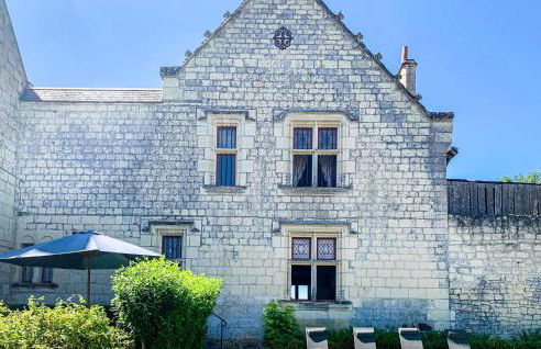 Gorgeous Home In Chinon With Wifi - Foto 1