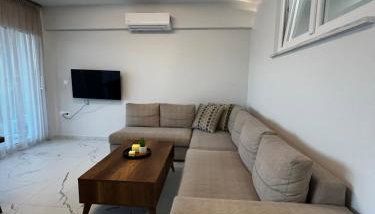 The Horizon - Photo 2