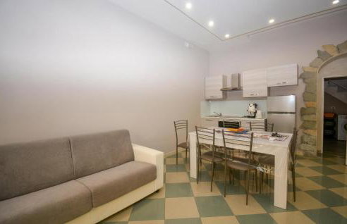 Cozy Home In Solarino With Wifi - Foto 3