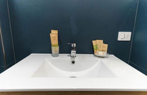 Manis Suite Apartment - Photo 18