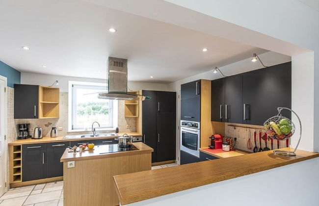 Tranquil Holiday Home in Manhay with Hot Tub near Ski Area - Foto 14