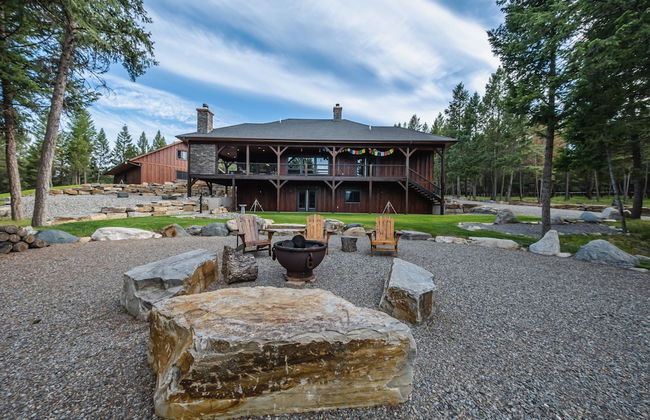 Chateau Fortine Retreat for 6! - Photo 1