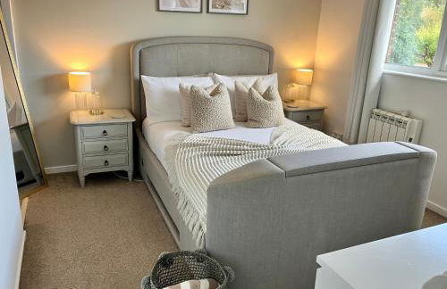 Central & Cosy, Home from Home with Large Garden & Free Parking, Bournemouth - Foto 16