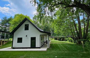 Life's Good Creek Side Retreat - Foto 28