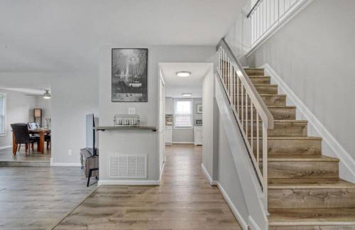 Luxury 4BR Family-Perfect House - Foto 16