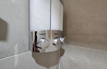 Ground Floor-Modern-Cosy-Private-Whitefield Studio - Foto 23