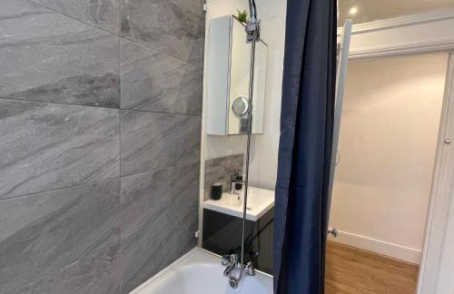 2 Bedroom flat 10 min walk to tube - Foto 8