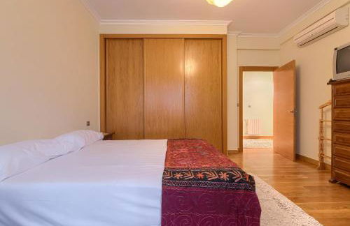 Encanto y Confort en Calle Epalza - Tu Familia en el Corazón de Bilbao - Foto 16