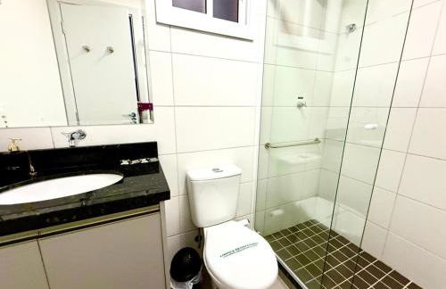 Central novo, andar alto-2quartos com Ar-Cond Q e F - Foto 12