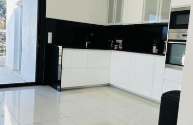 Villa Climatisée avec Piscine partagée , Terrasse et Parking - Foto 30