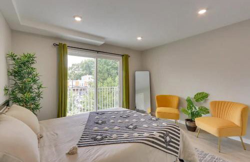 Modern City Getaway Near Downtown Newark & NYC - Photo 9