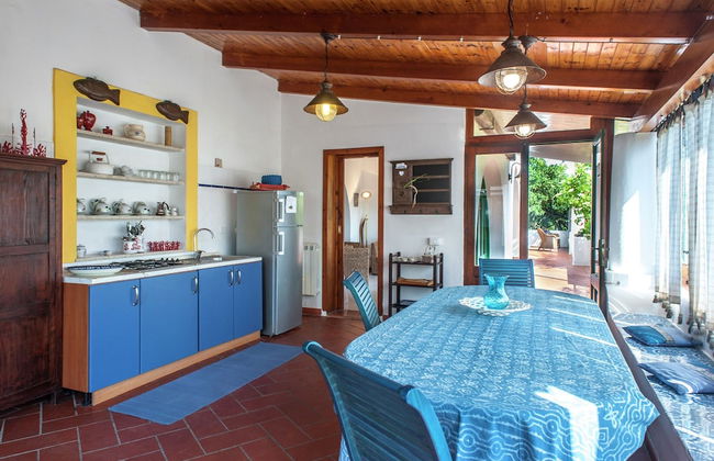 Holiday Home in Sicily With Sea Views - Photo 19